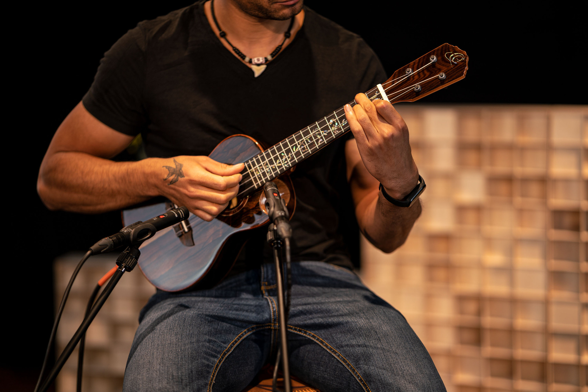 Ortega Konzert Ukulele RUET-ZC Elite mit Tonabnehmer und Gigbag