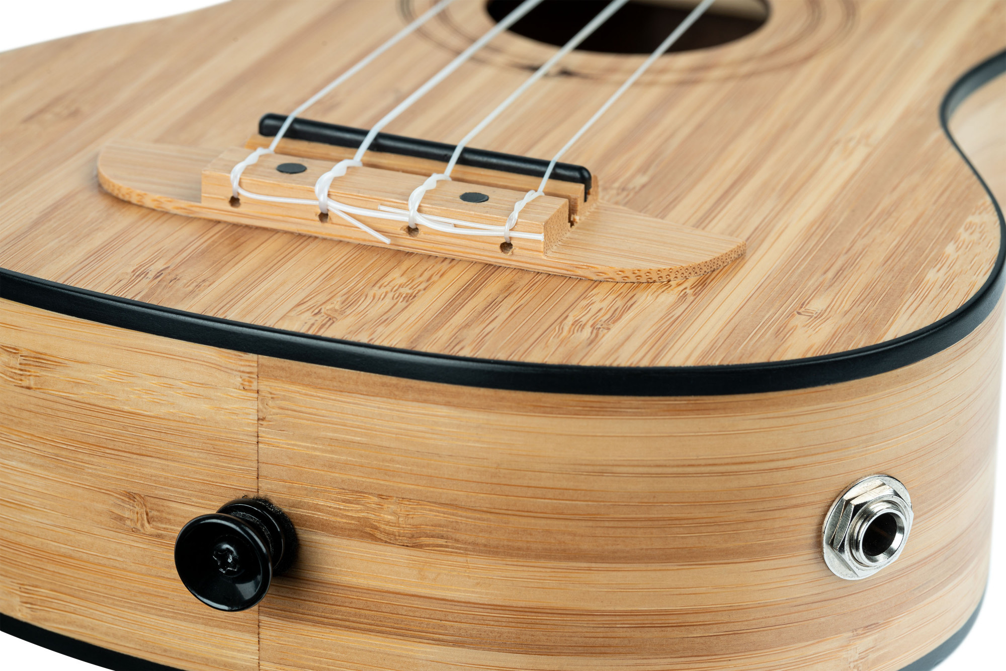Ortega Sopran Ukulele RUNAB-SO mit Gigbag und Tonabnehmer