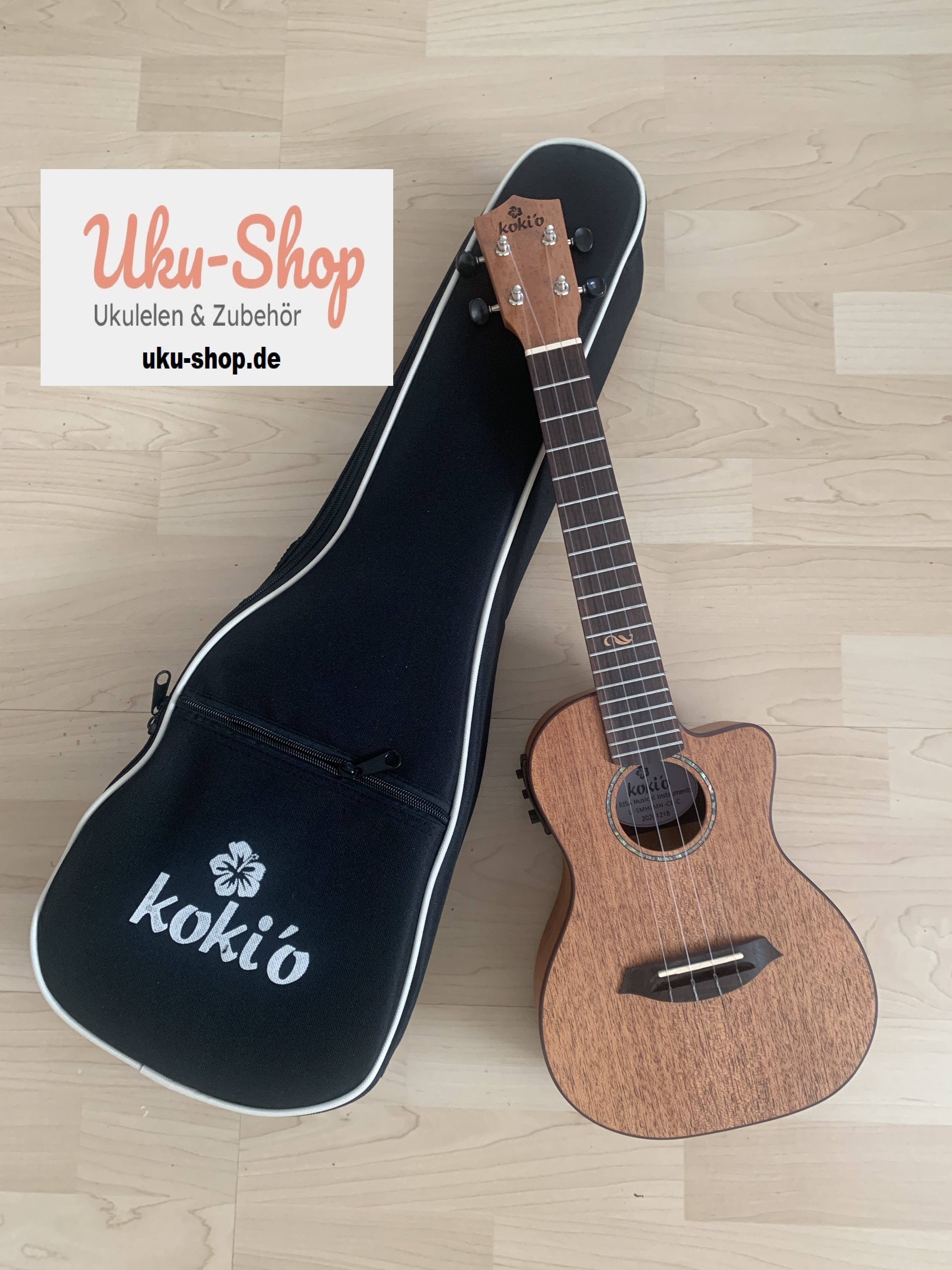 koki´o Konzert Ukulele mit Tonabnehmer + Gigbag  massive Mahagoni Decke + Gigbag