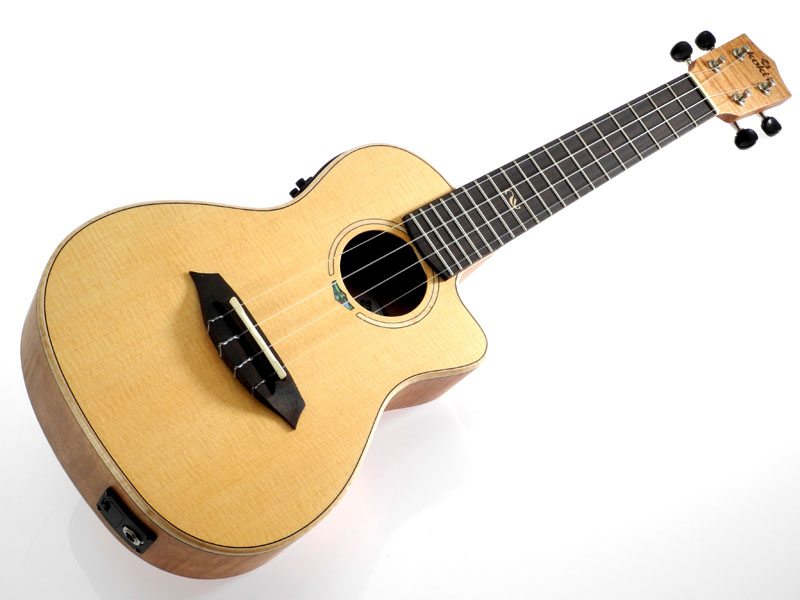 koki´o Konzert Ukulele *NEU* mit Tonabnehmer + Gigbag zum Sonderpreis