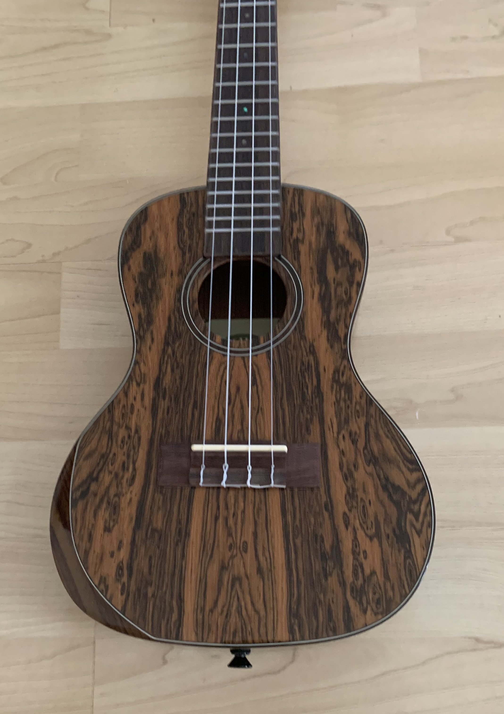 Konzert Ukulele Premier Elite Bocote mit Gigbag 