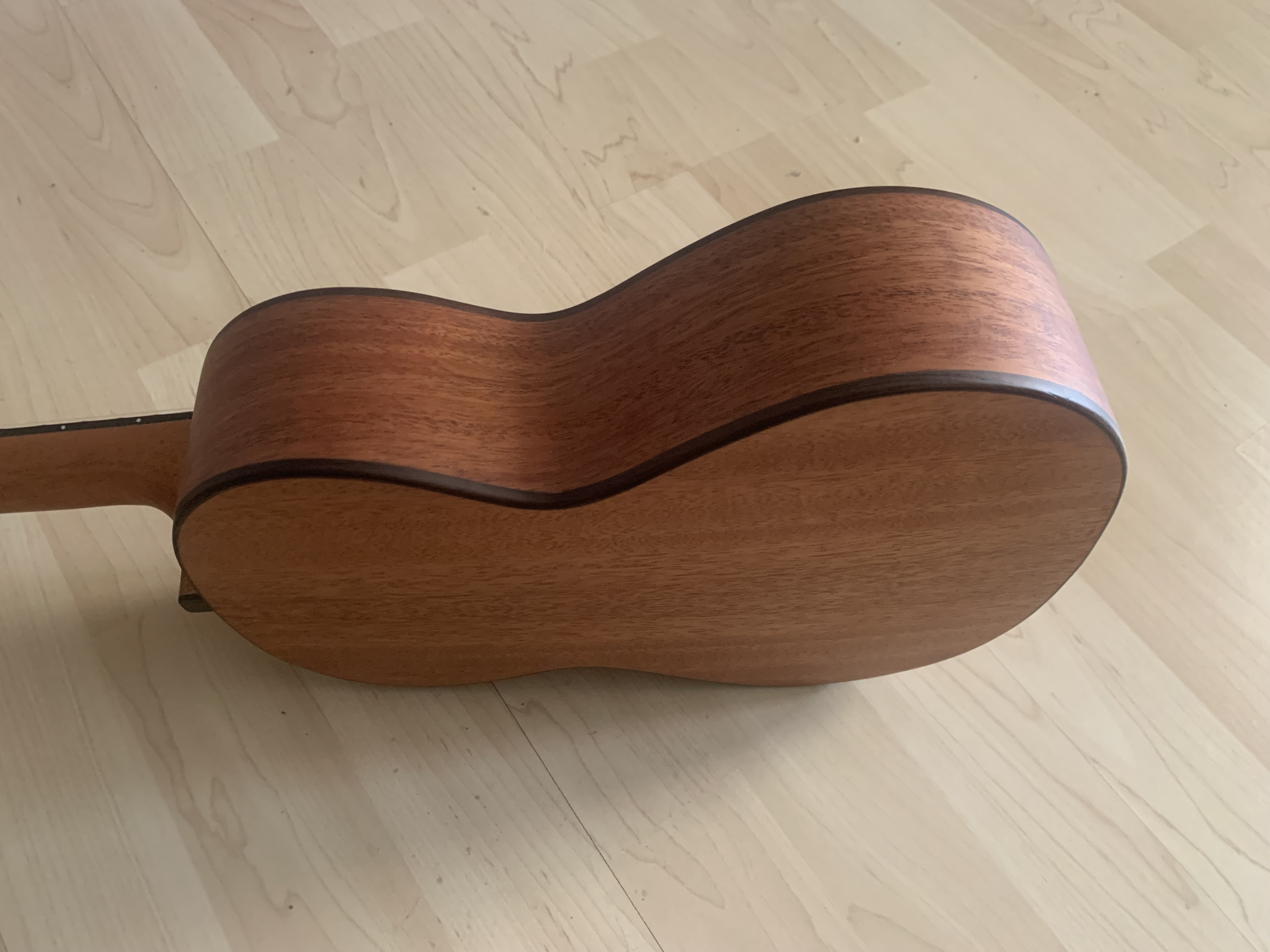 koki´o Tenor Ukulele *NEU* nU-SMHLMH-T mit Gigbag - massive Mahagoni Decke