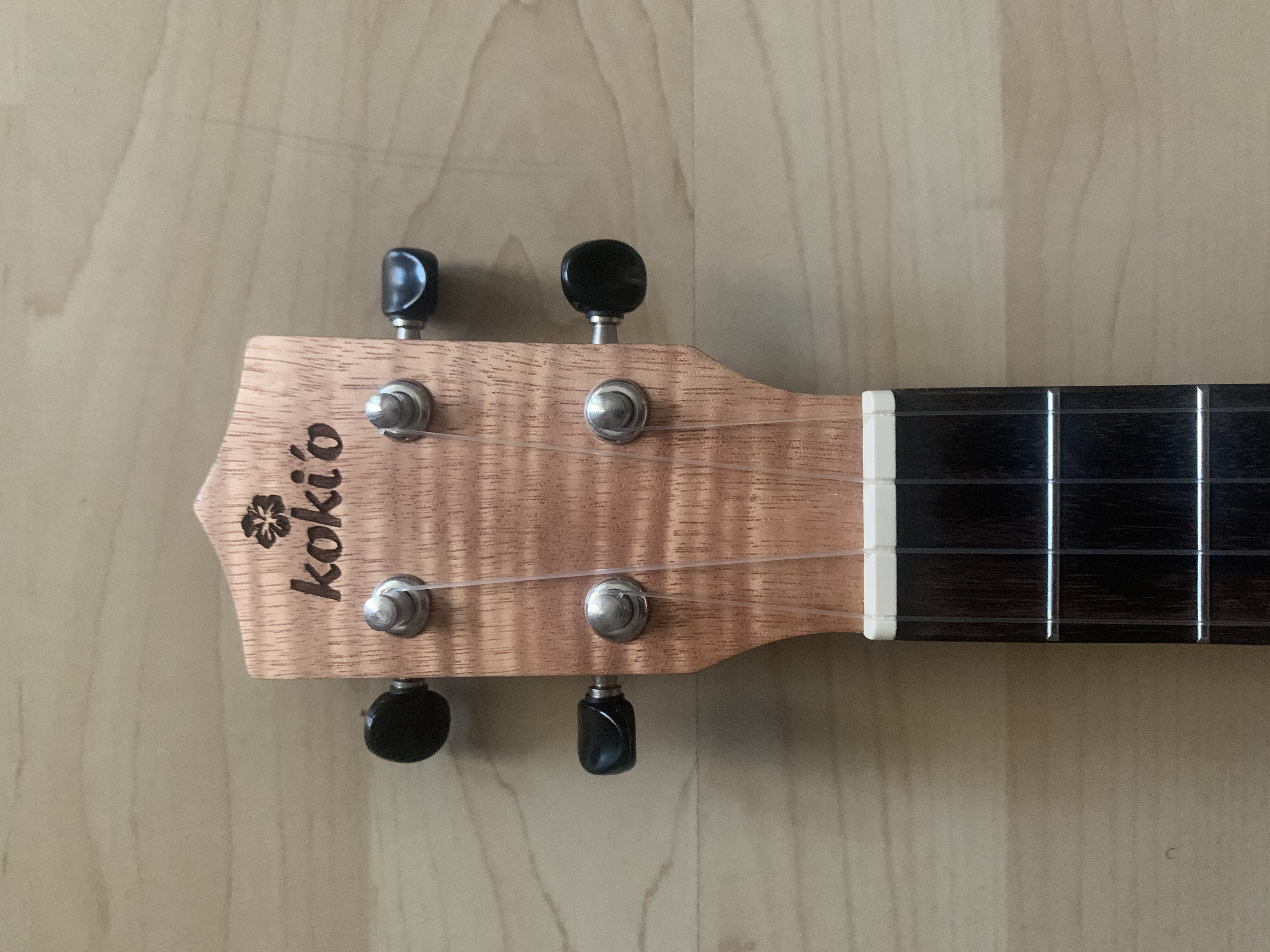 koki´o Tenor Ukulele U-SSPLFM-T mit Gigbag - massive Fichtendecke