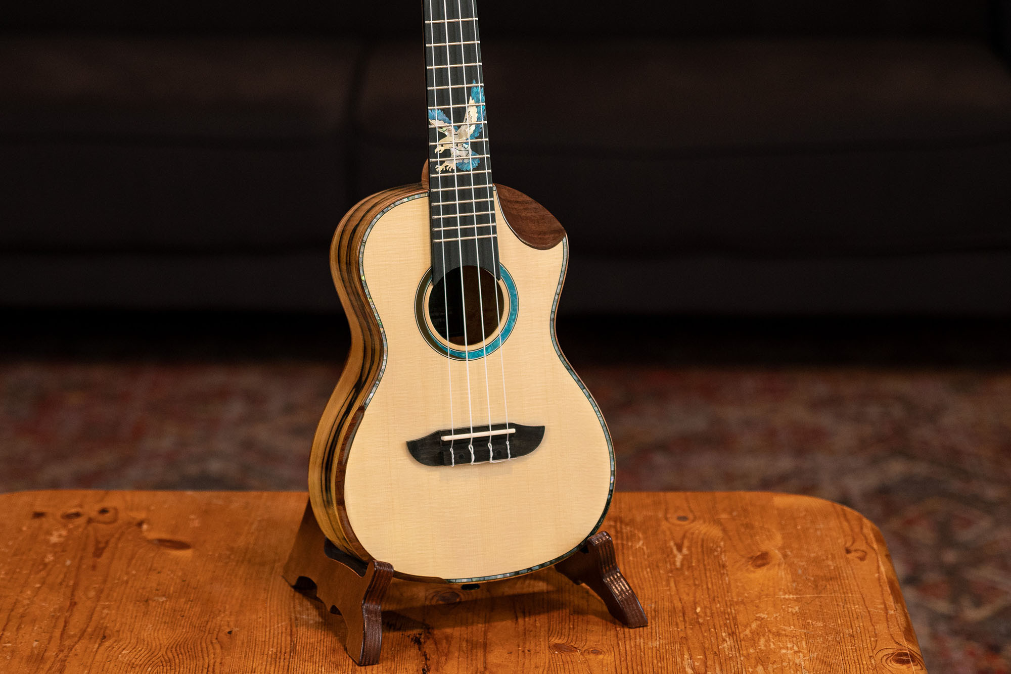 Ortega Konzert Ukulele EAGLESUITE mit Elite Gigbag UVP: 429.90 Euro SP: 299.--Euro