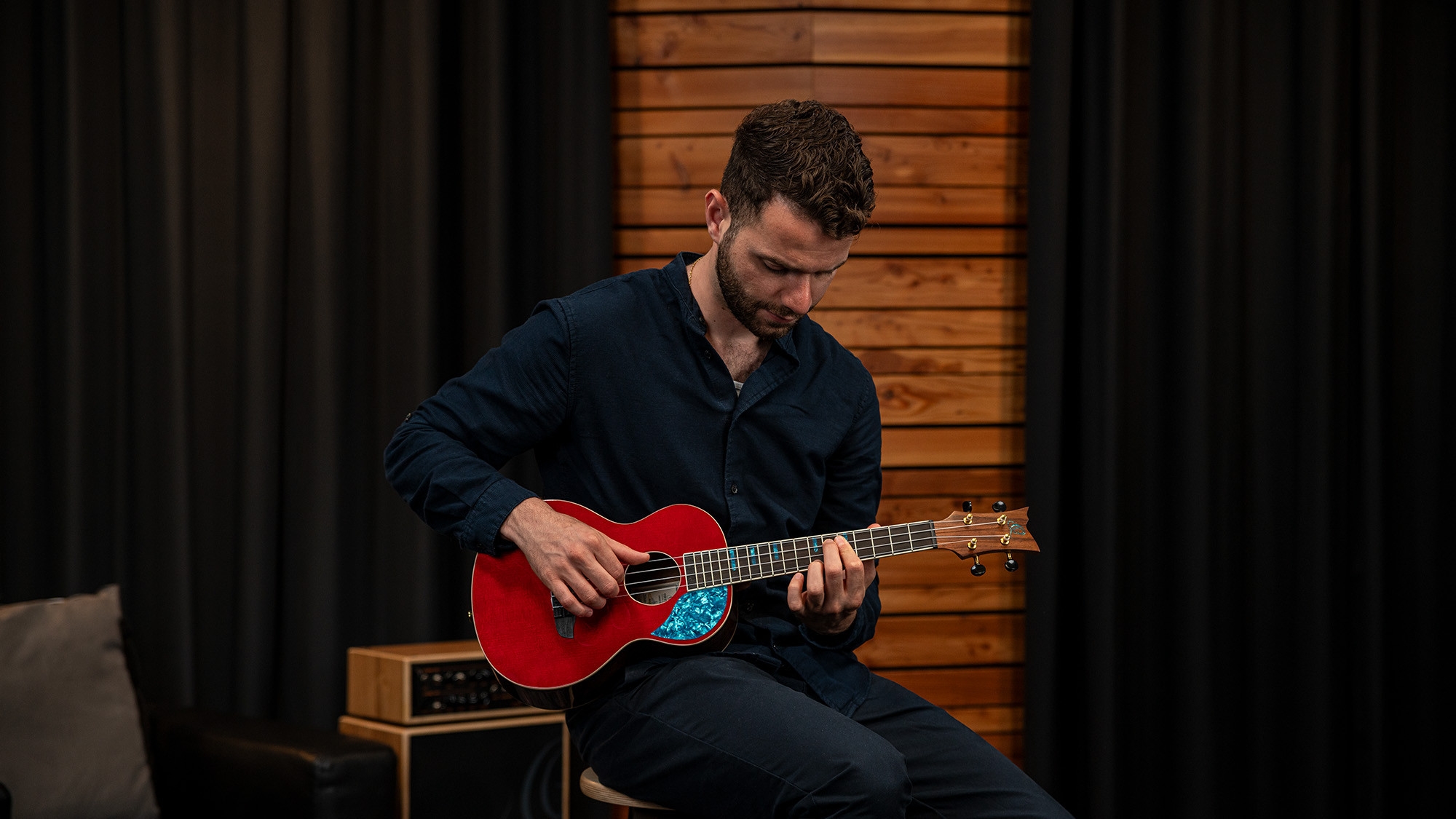 Ortega Tenor Ukulele mit Zubehör  *Sonderpreis*