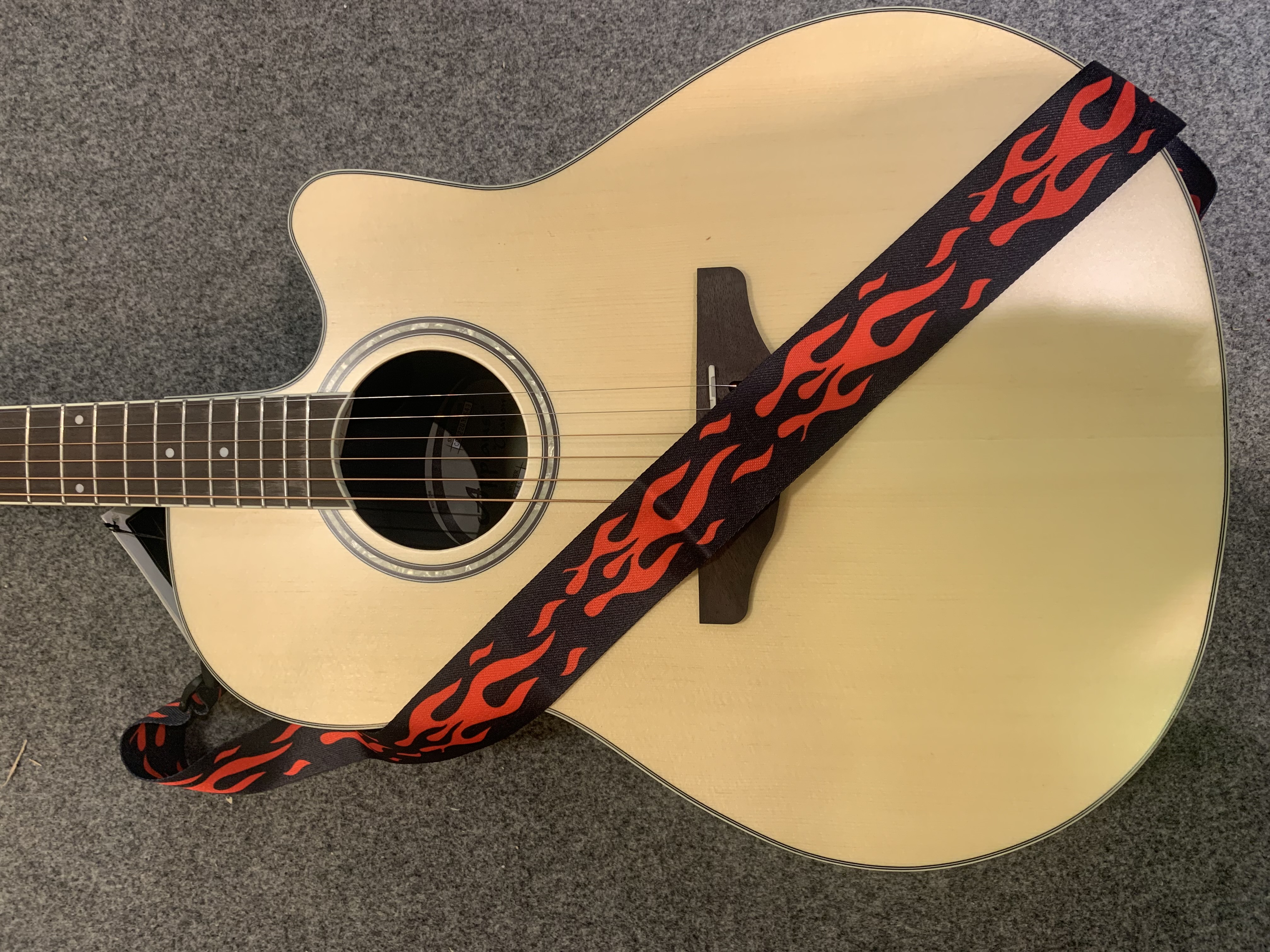 Umhängegurt  5 cm Breit -  für:  Gitarre-Ukulele-Banjo  