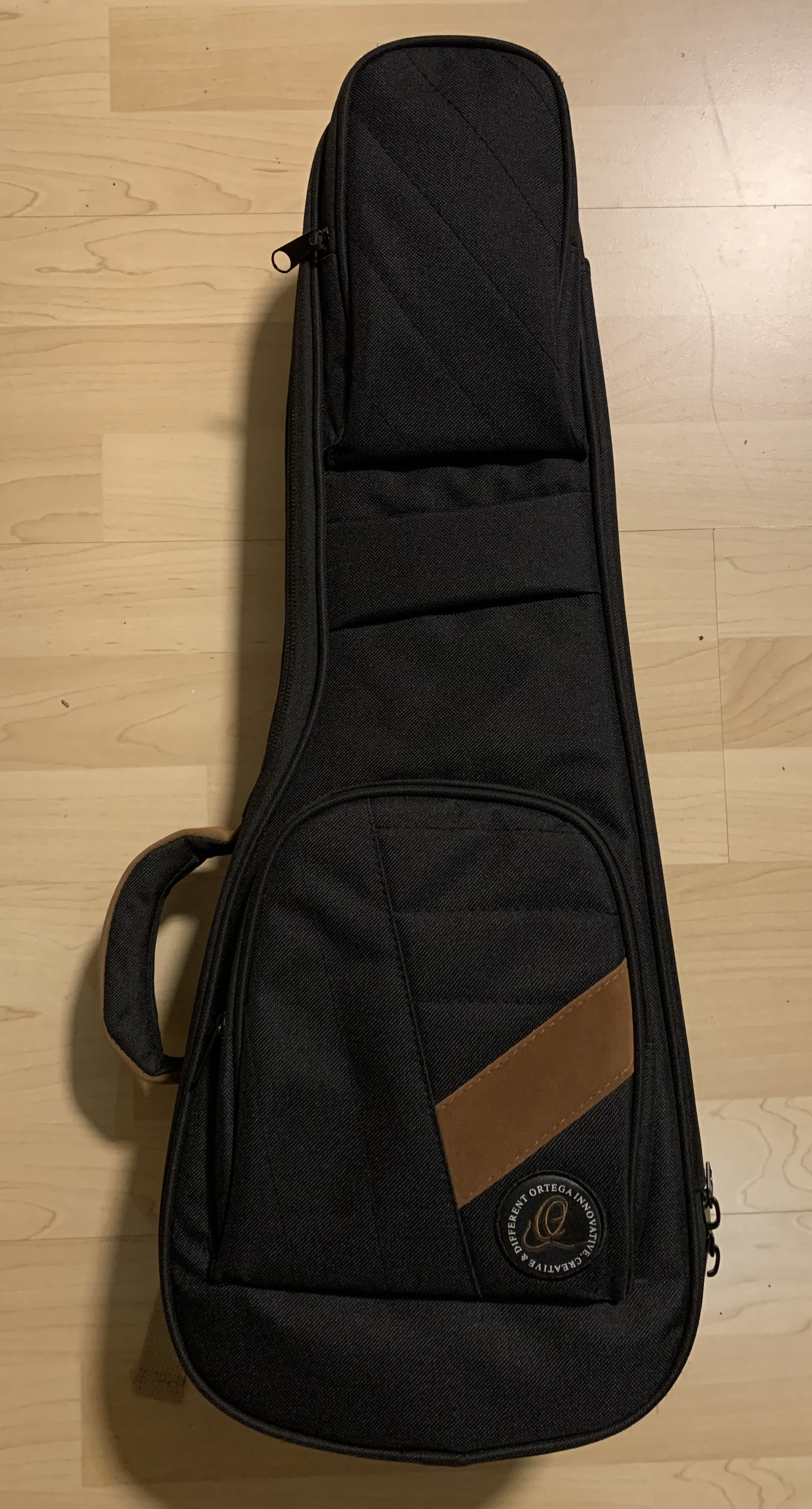 Ortega Konzert Ukulele Zirikote mit Tonabnehmer + Elite Gigbag *Sonderpreis*