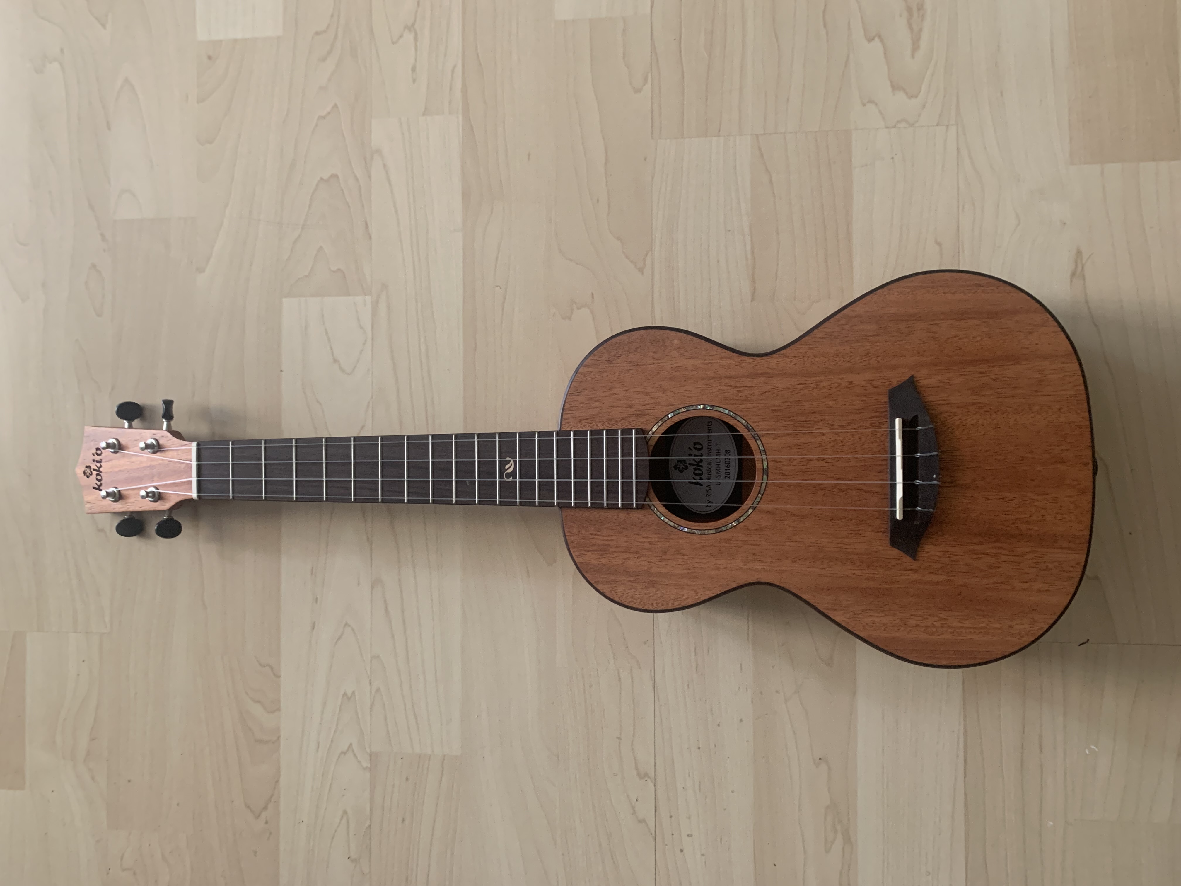 koki´o Tenor Ukulele *NEU* nU-SMHLMH-T mit Gigbag - massive Mahagoni Decke