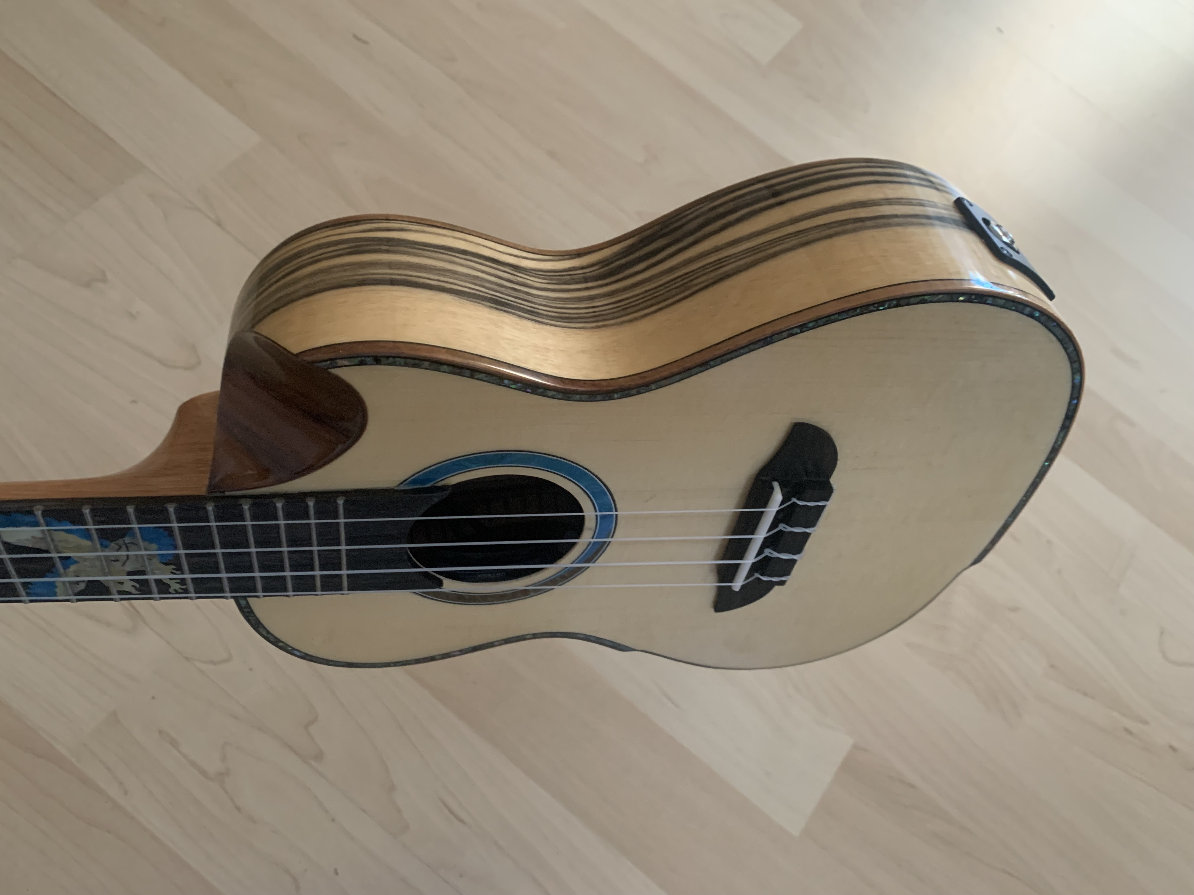Ortega Konzert Ukulele Elite Eaglesuite UVP: 429.-- Euro Sonderpreis: 199.--Euro
