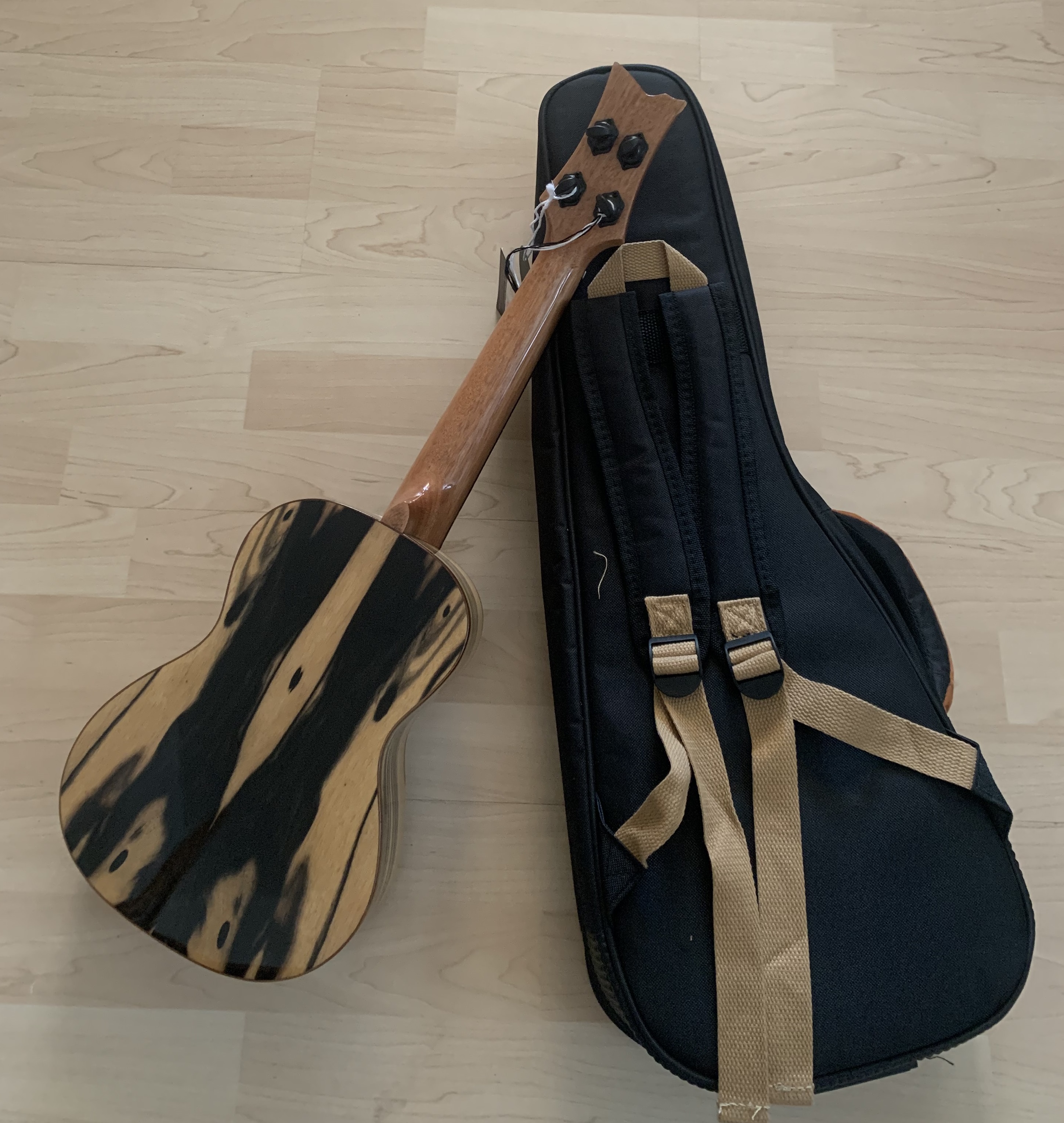 Ortega Konzert Ukulele Elite Eaglesuite UVP: 429.-- Euro Sonderpreis: 199.--Euro