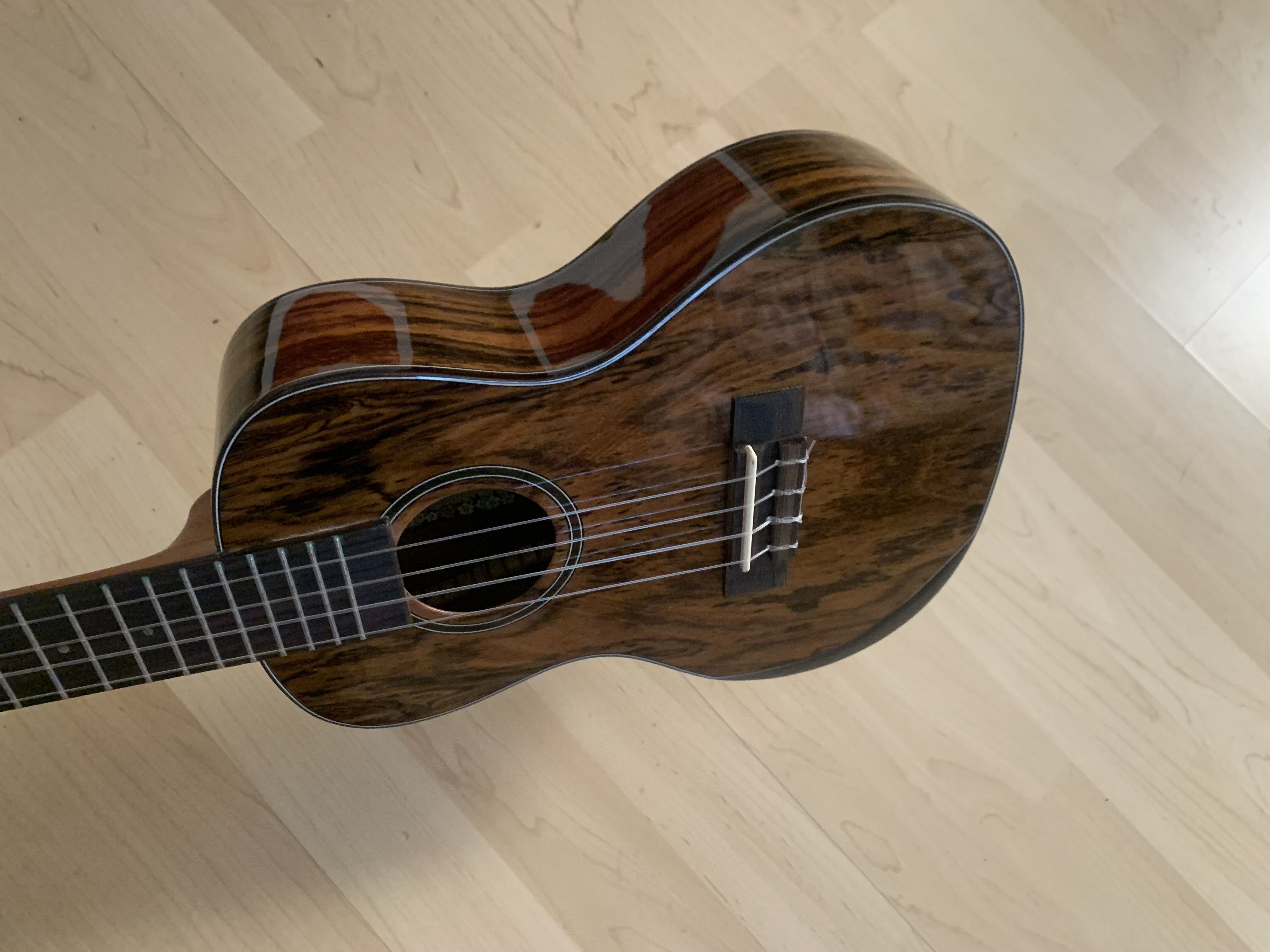 Konzert Ukulele Premier Elite Bocote mit Gigbag