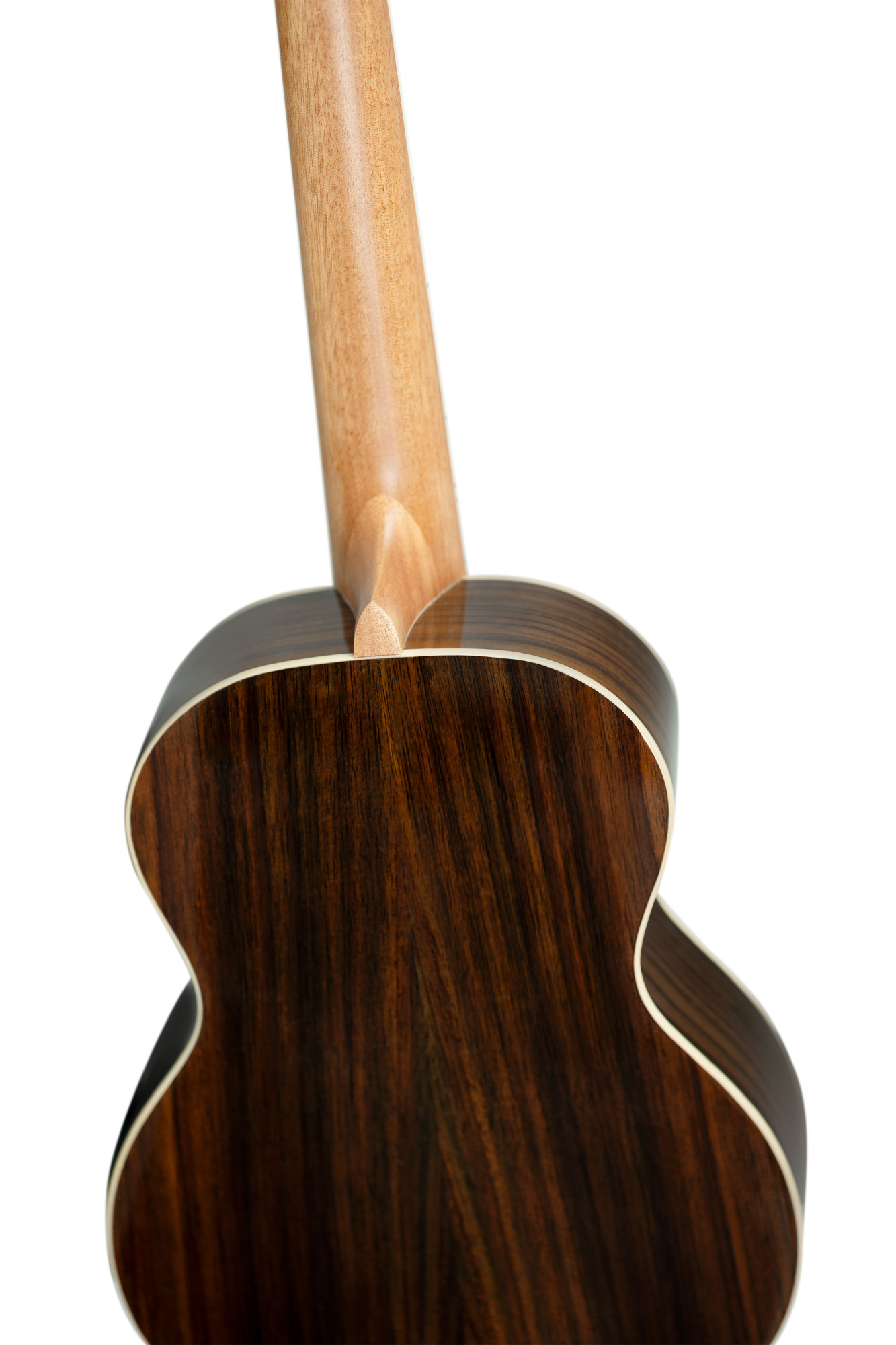 Ortega Tenor Ukulele mit Gigbag + Zubehör zum Sonderpreis
