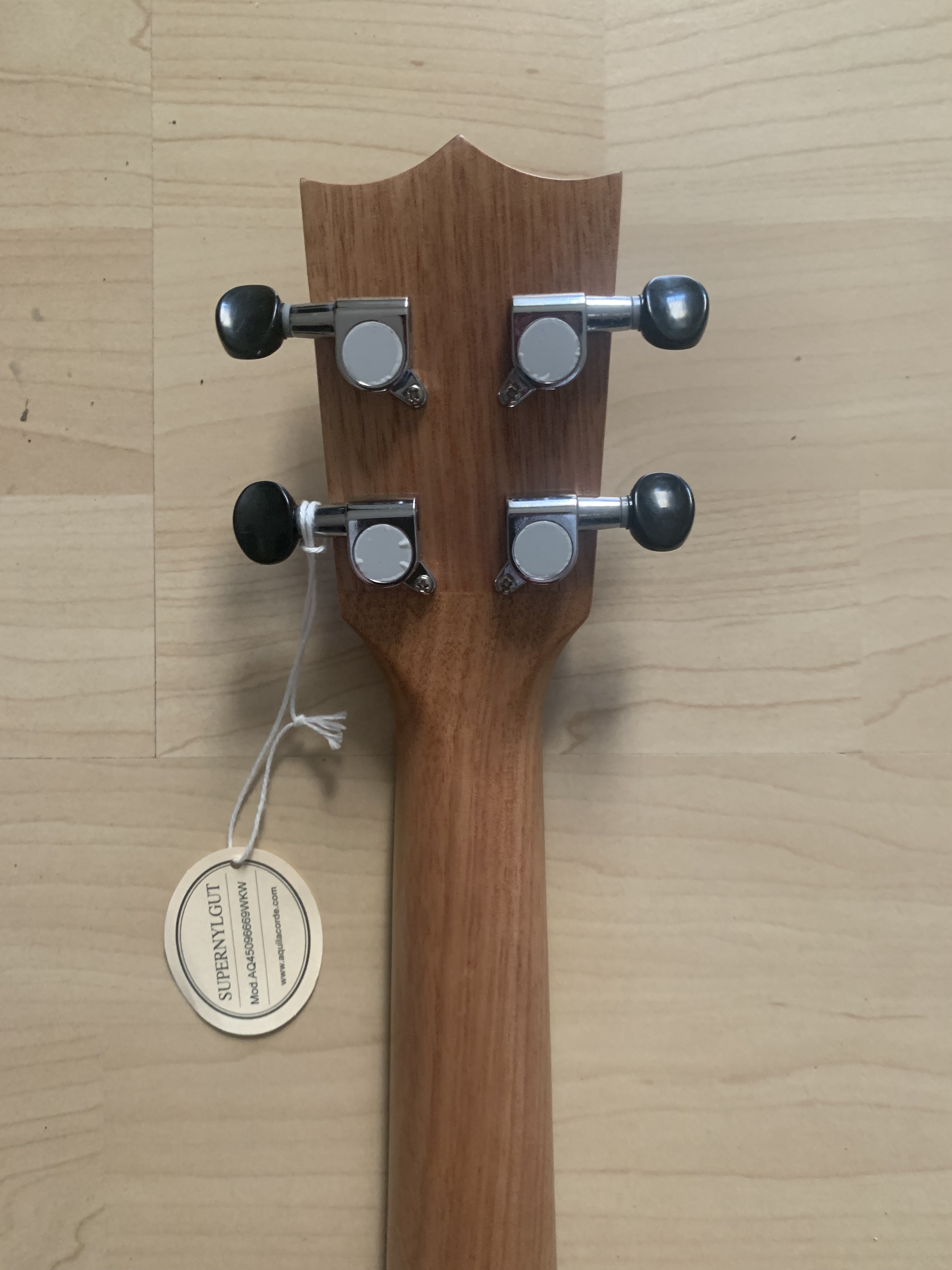 Tenor Ukulele aus schwarz weißem Ebenholz *SONDERANGEBOT*
