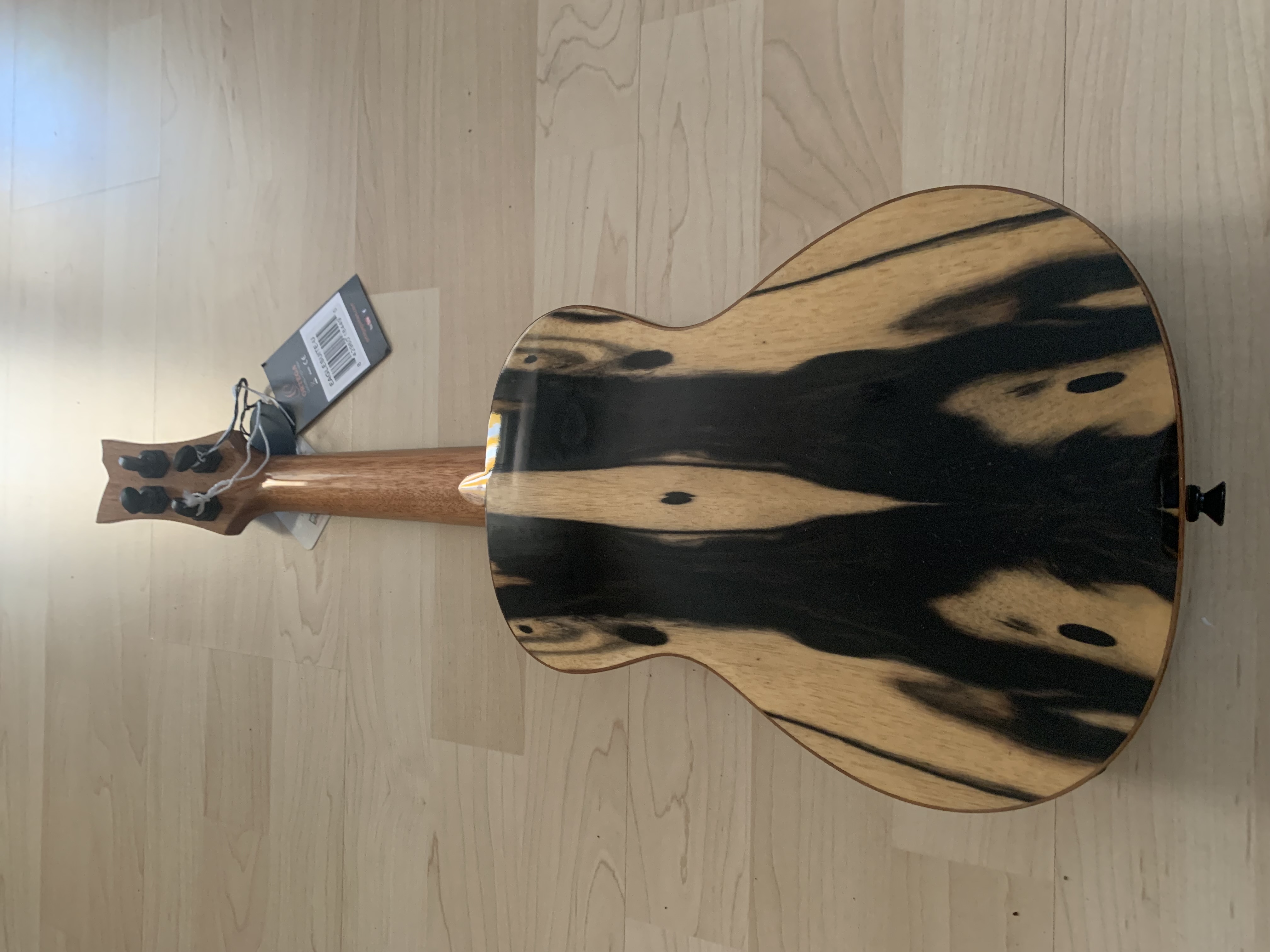 Ortega Konzert Ukulele Elite Eaglesuite UVP: 429.-- Euro Sonderpreis: 199.--Euro