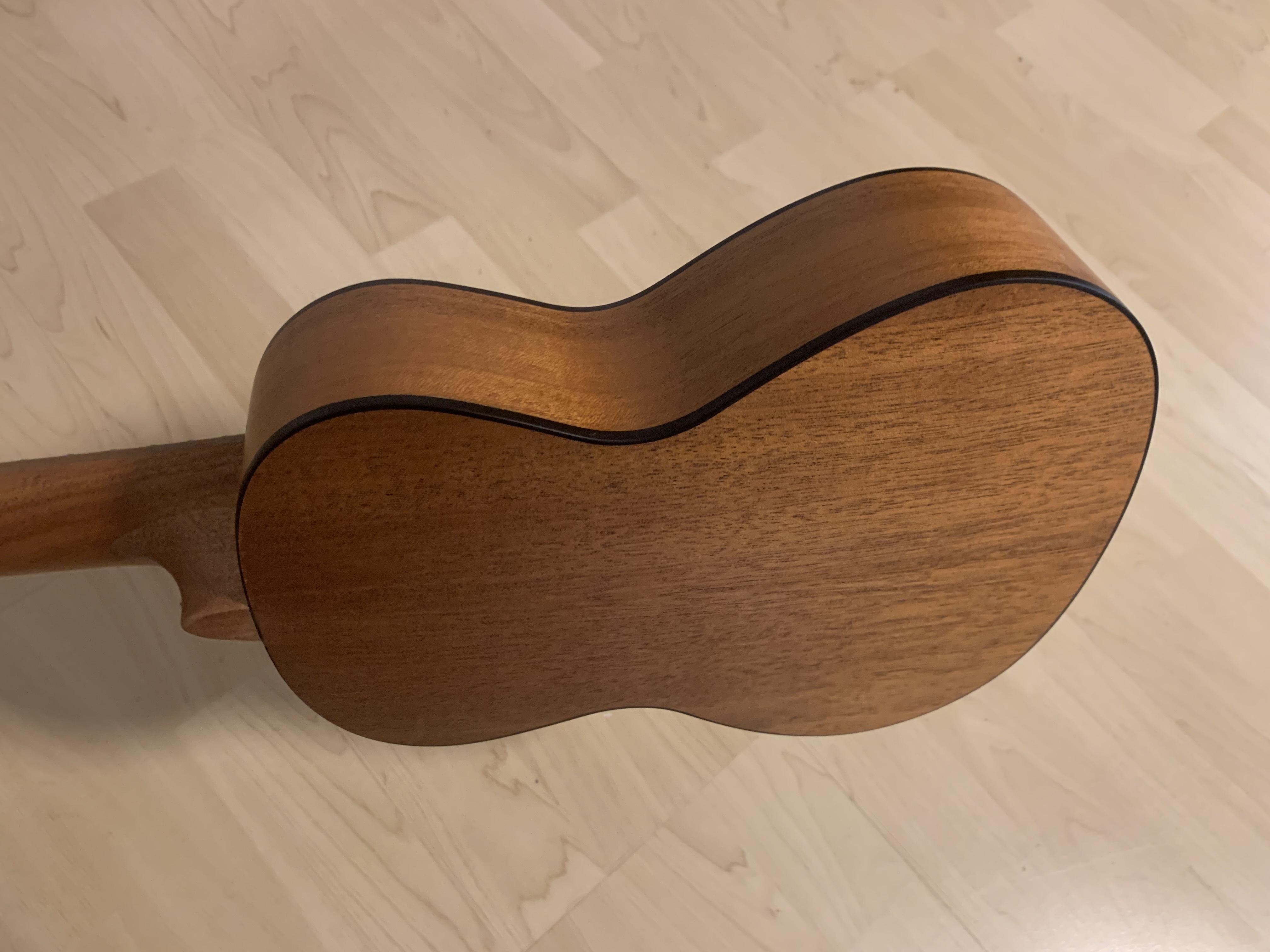 Konzert Ukulele 23" - Fichte Decke + Mahagoni Zarge Sonderpreis