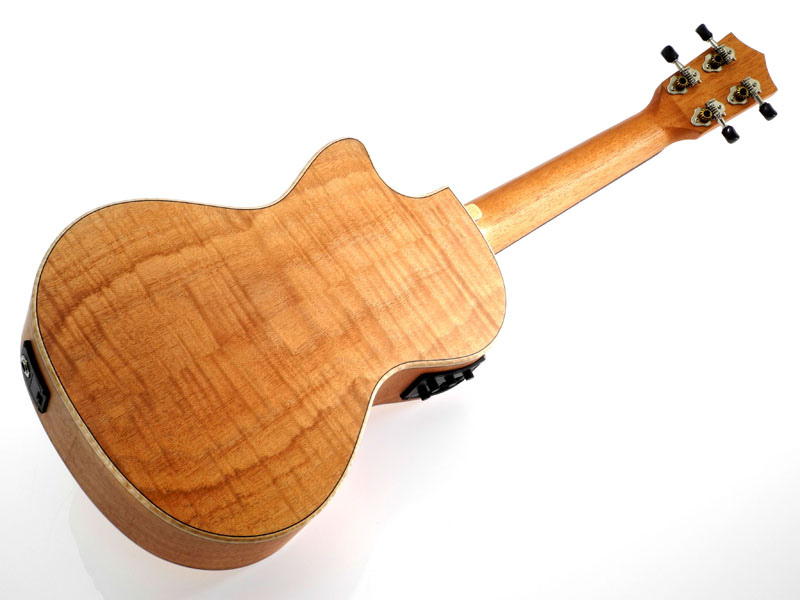 Tenor Ukulele mit Tonabnehmer und Gigbag massive Fichtendecke